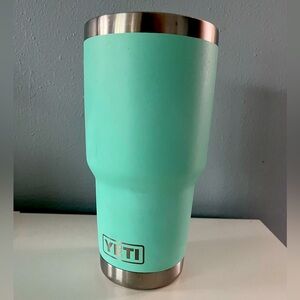 *YETI* Rambler 30oz